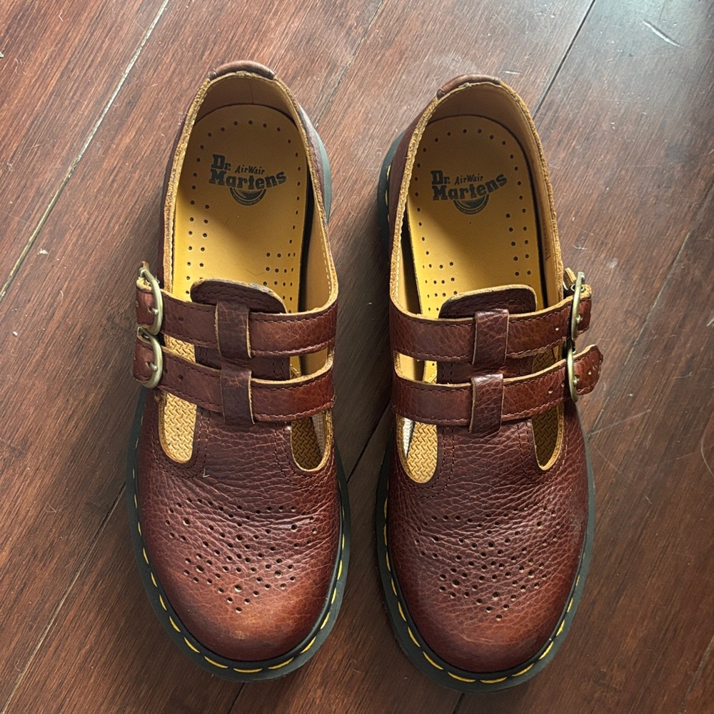 Dr. Martens Brown Mary Jane’s